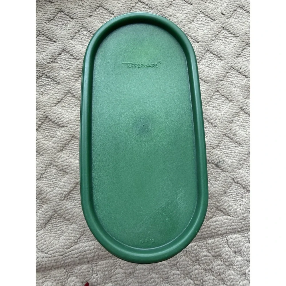 Tupperware vintage oval